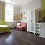 Townhouse شقة