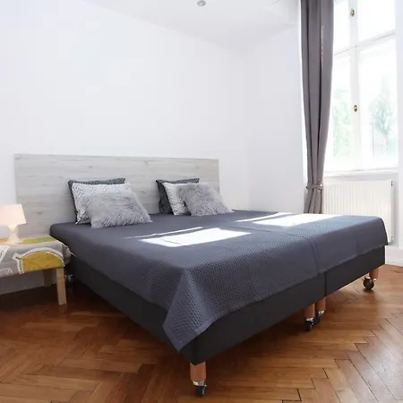 Апартаменты Townhouse