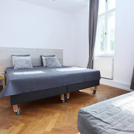 Апартаменты Townhouse