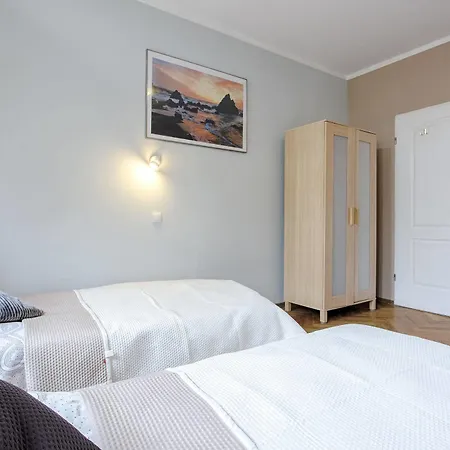 Апартаменты Townhouse *